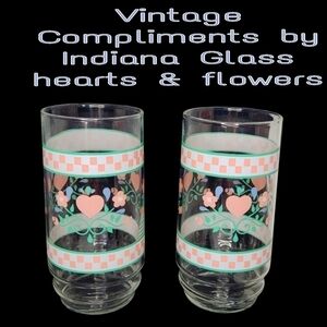 Vintage hearts & flowers Indiana glass drinking glass set